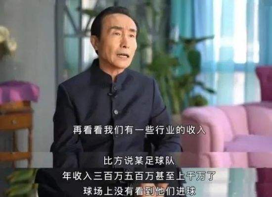 一个小人物，怀揣着音乐胡想，在背负着糊口压力和人道本善的两难决定之下，被一个极具艺术气味的孩子带进了滑稽又梦幻的寻母之旅。两个春秋差异的人如何发生了动人的交谊成了影片的看点。而在万众注视的选秀舞台上，他们要如何冲破重重的考验？为了回避国际器官销售组织的追杀，小混混辉哥又将若何睁开存亡救济？这一切恰好出自人道最辉煌的一面。两颗心灵加在一路，为社会传递正能量做出了榜样。